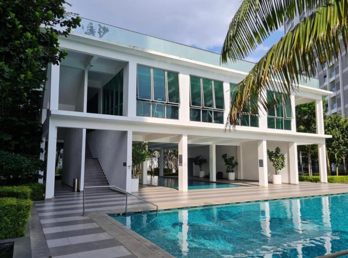 Bella Homestay By Ak Group Cyberjaya Buitenkant foto